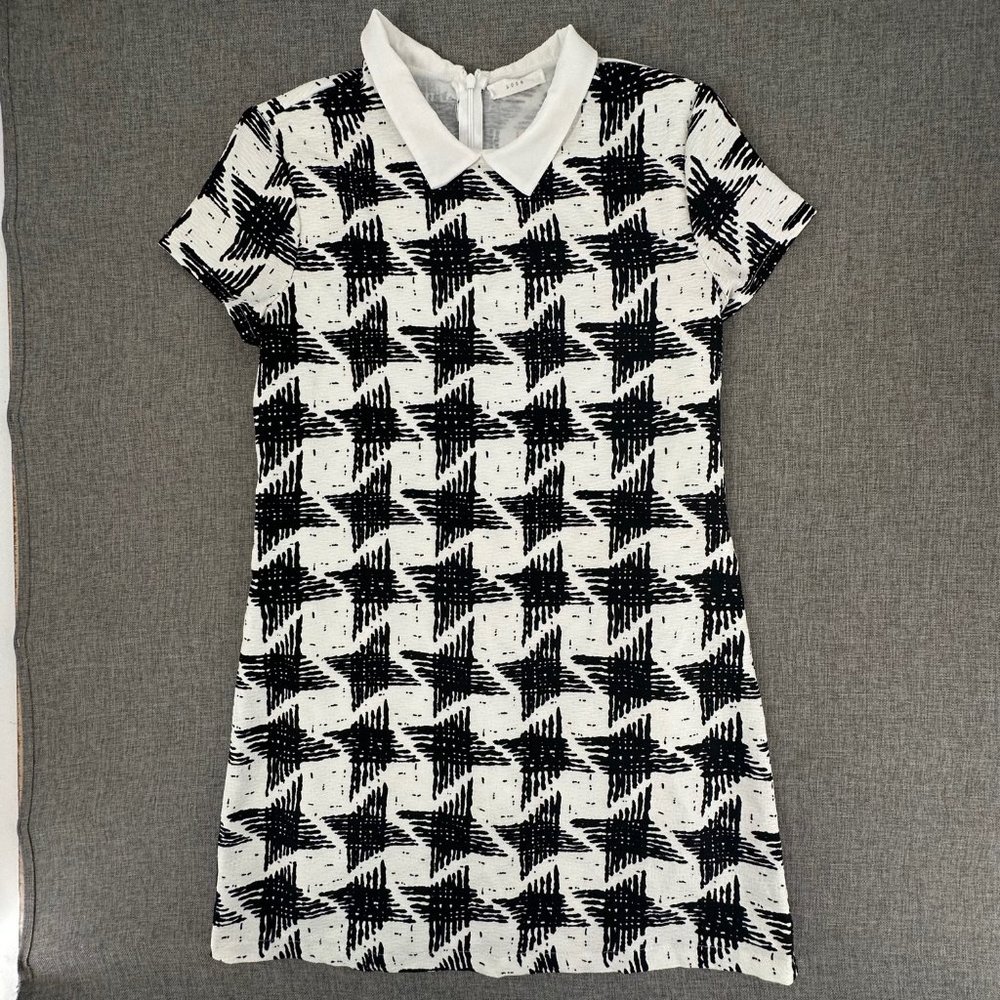 Lush Shift Dress Black & White Collared Medium Zipper Closure Short Sleeve Lined